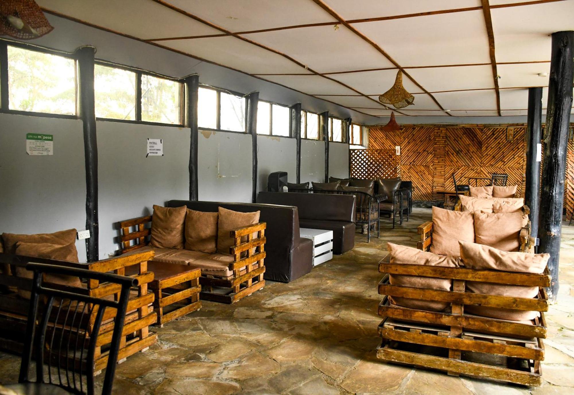 Dovenest Lodge Naivasha Exterior foto