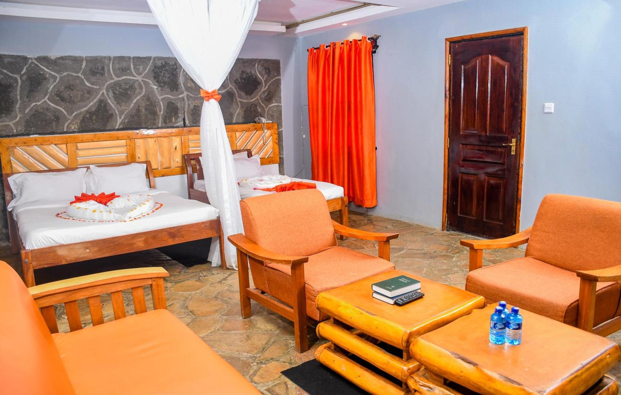 Dovenest Lodge Naivasha Exterior foto